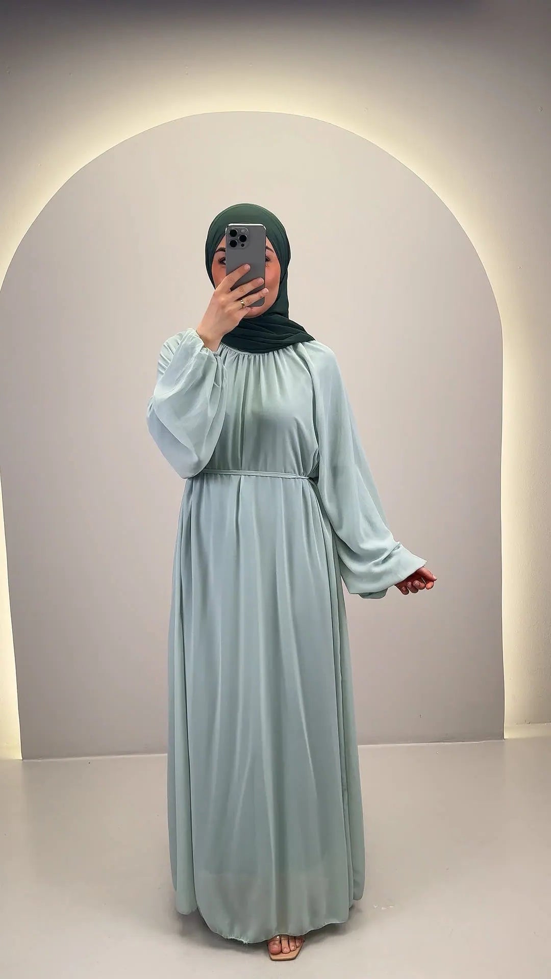 Robe Elina