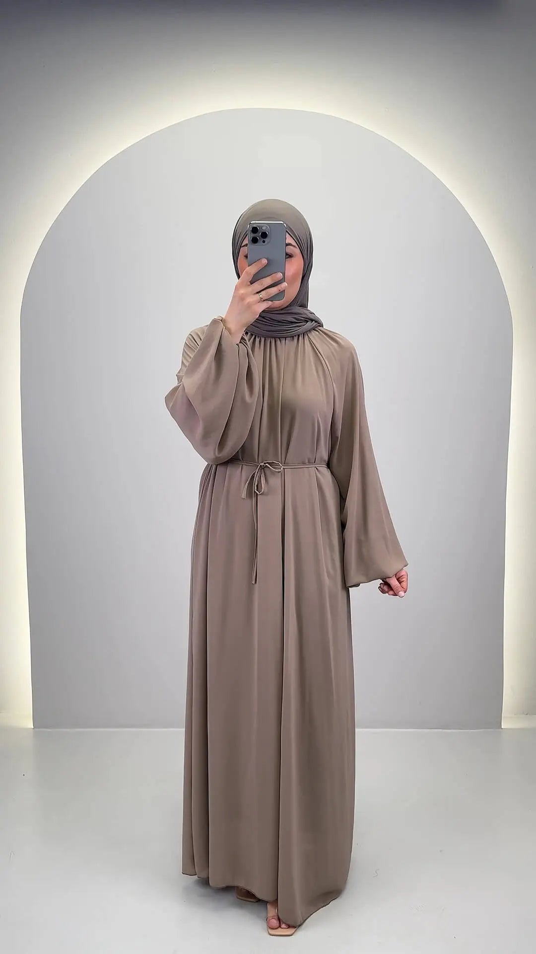 Robe Elina