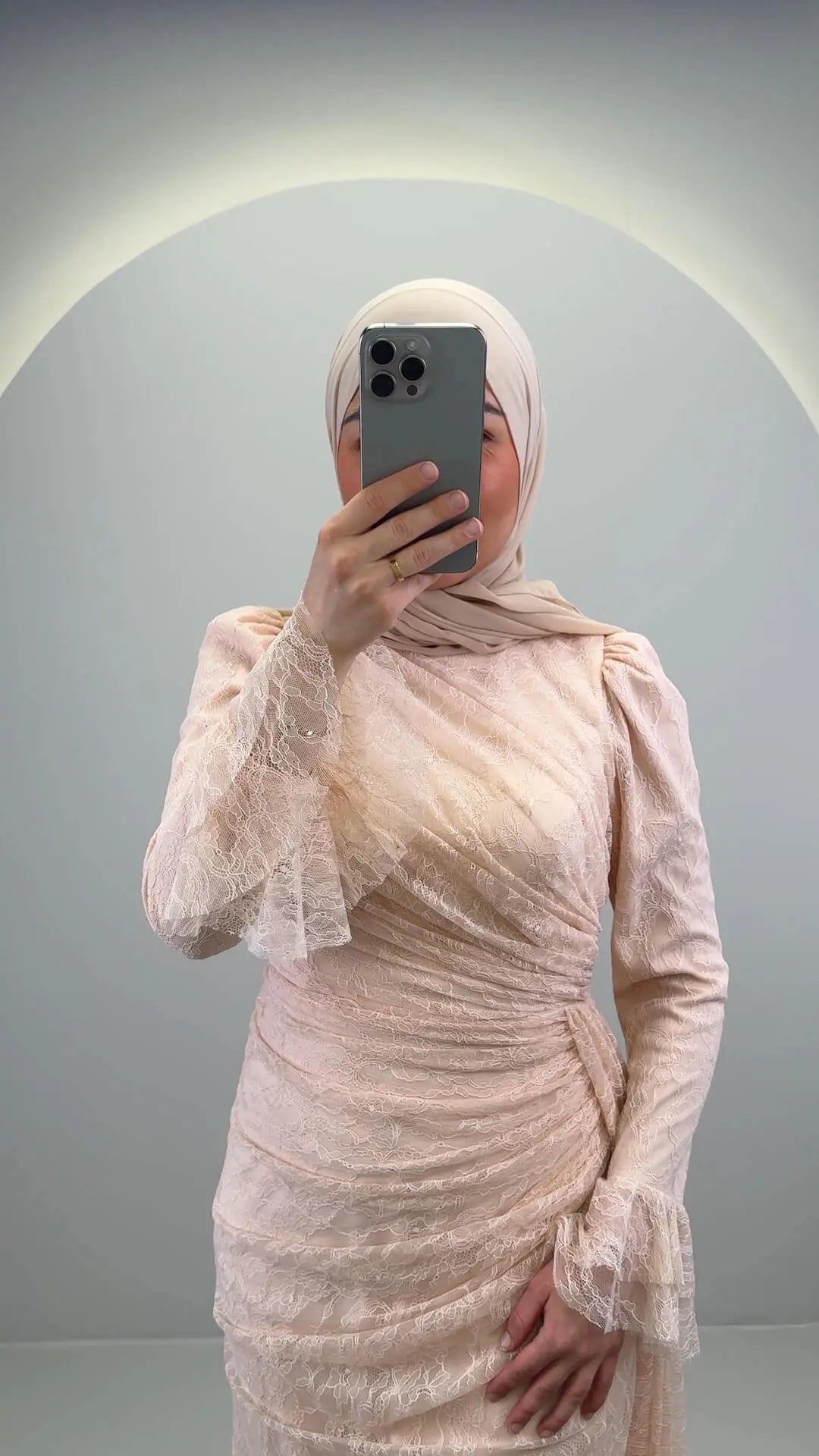 Eliza Evening dress Beige