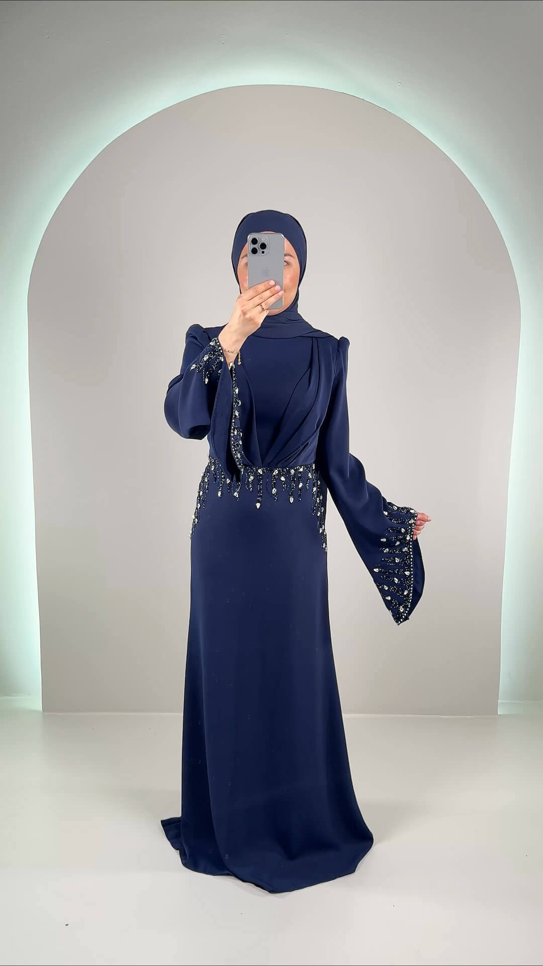 Maya robe de soirée bleu foncé