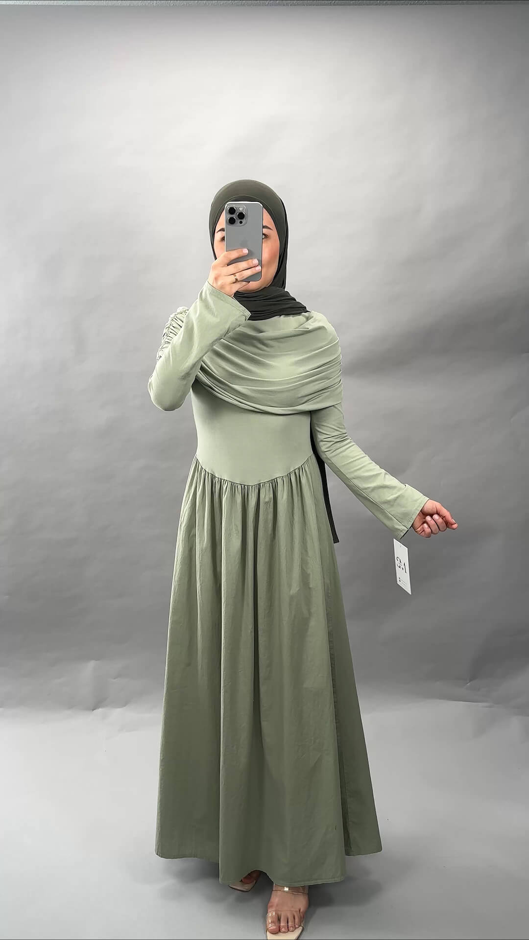 Yelena dress mint