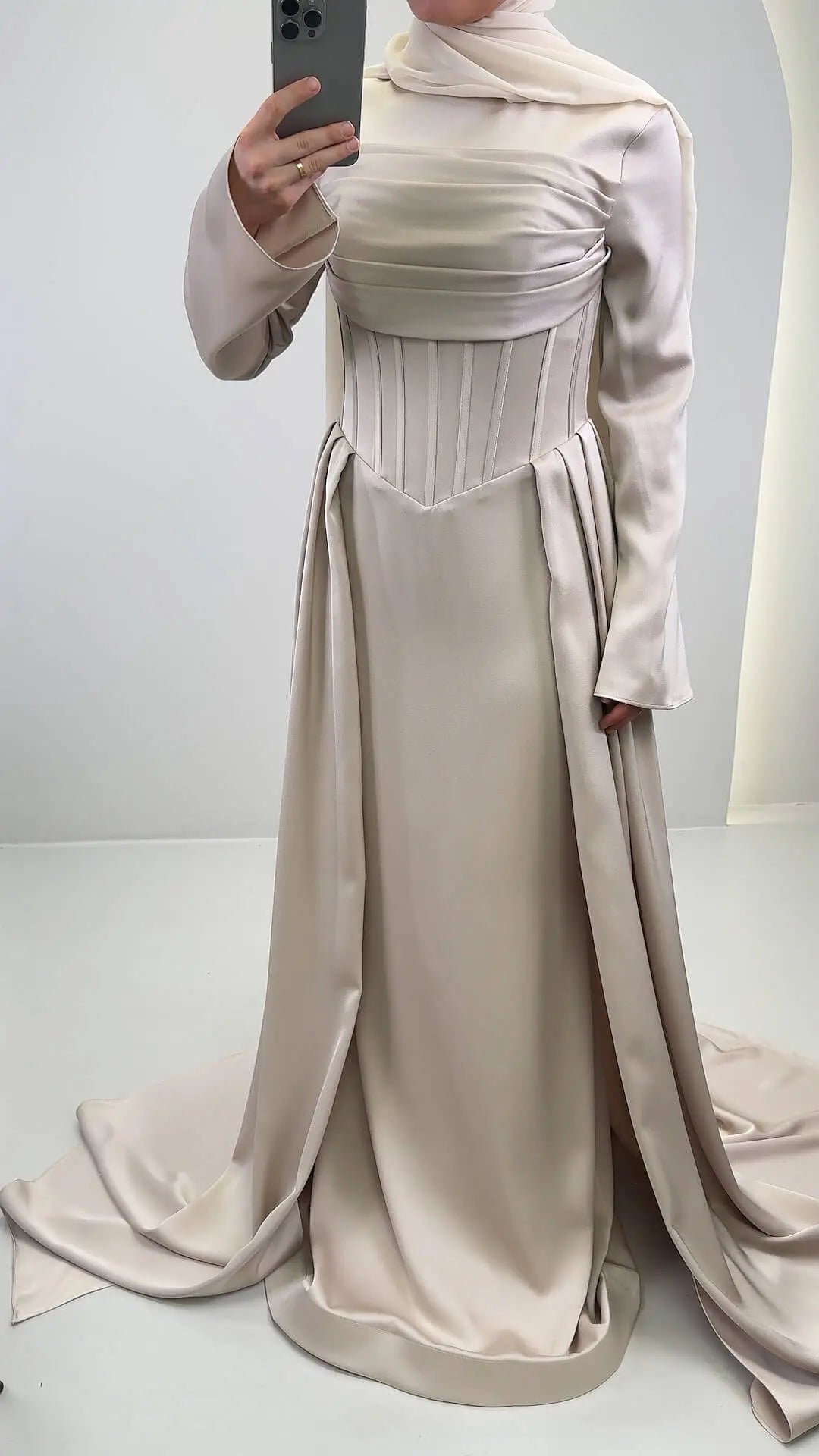 Uray Evening dress Beige with Hijab